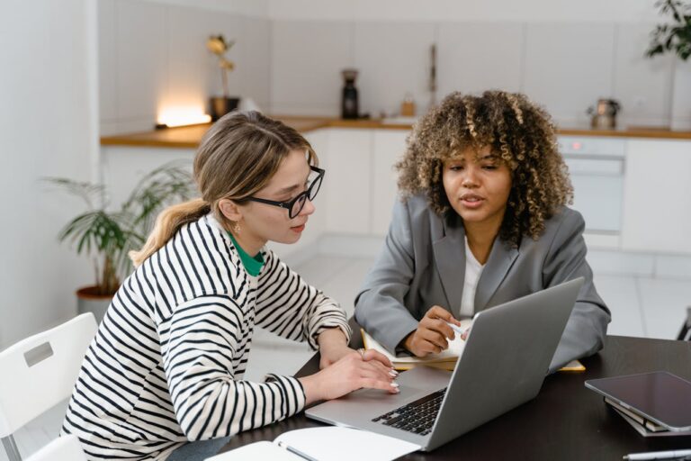 Quais empresas utilizam coworking? coworking