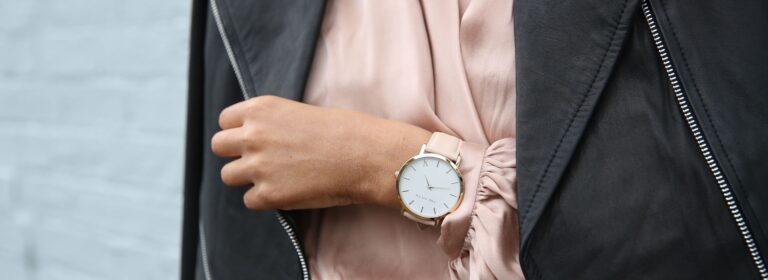 Roupas femininas elegantes ou como quebrar a elegância feminina com estilo Roupas femininas elegantes ou como quebrar a elegância feminina com estilo