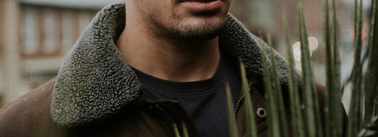 Guarda-roupa cápsula masculino: uma proposta para o outono